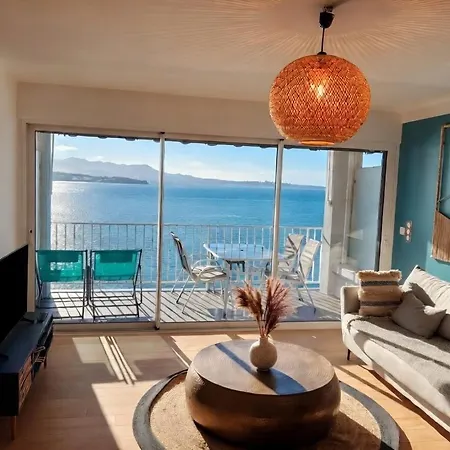 Apartment Les Pieds Dans L'eau - Waterfront Bay Sanary-sur-Mer