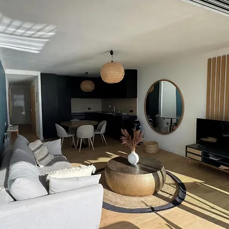 Apartment Les Pieds Dans L'eau - Waterfront Bay Sanary-sur-Mer